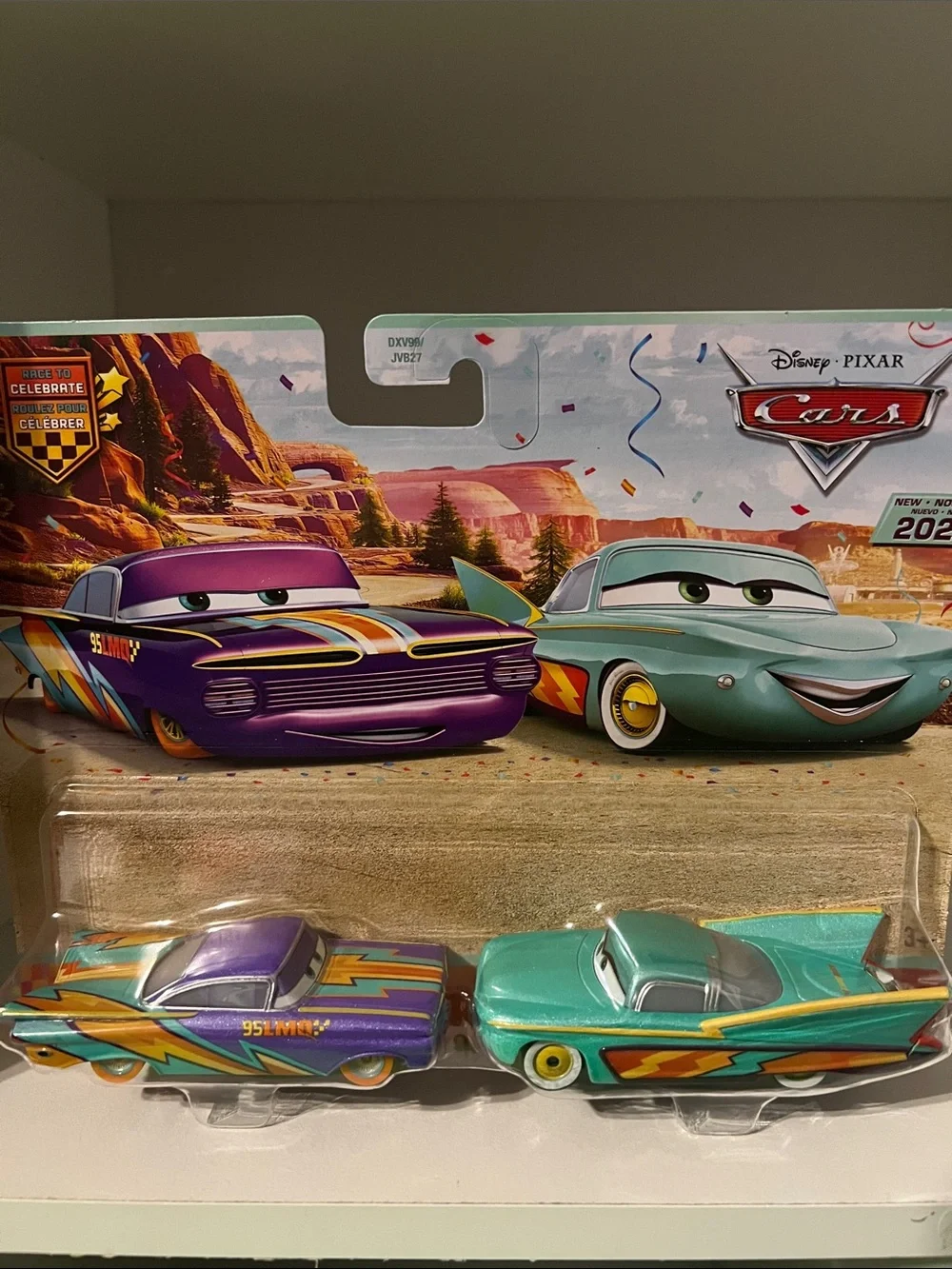 Disney Pixar - Cars - Race To Celebrate Ramone & Flo 1:55 Scale